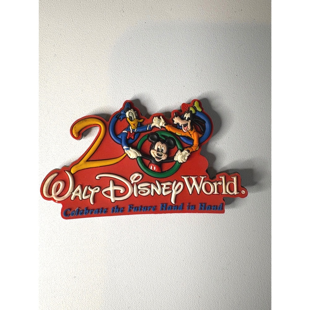 Walt Disney World 2000 Millennium Celebration Magnet Mickey Donald Goofy Vintage